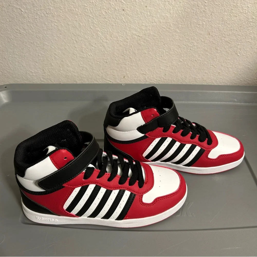 Brand New K-SWISS Sneakers